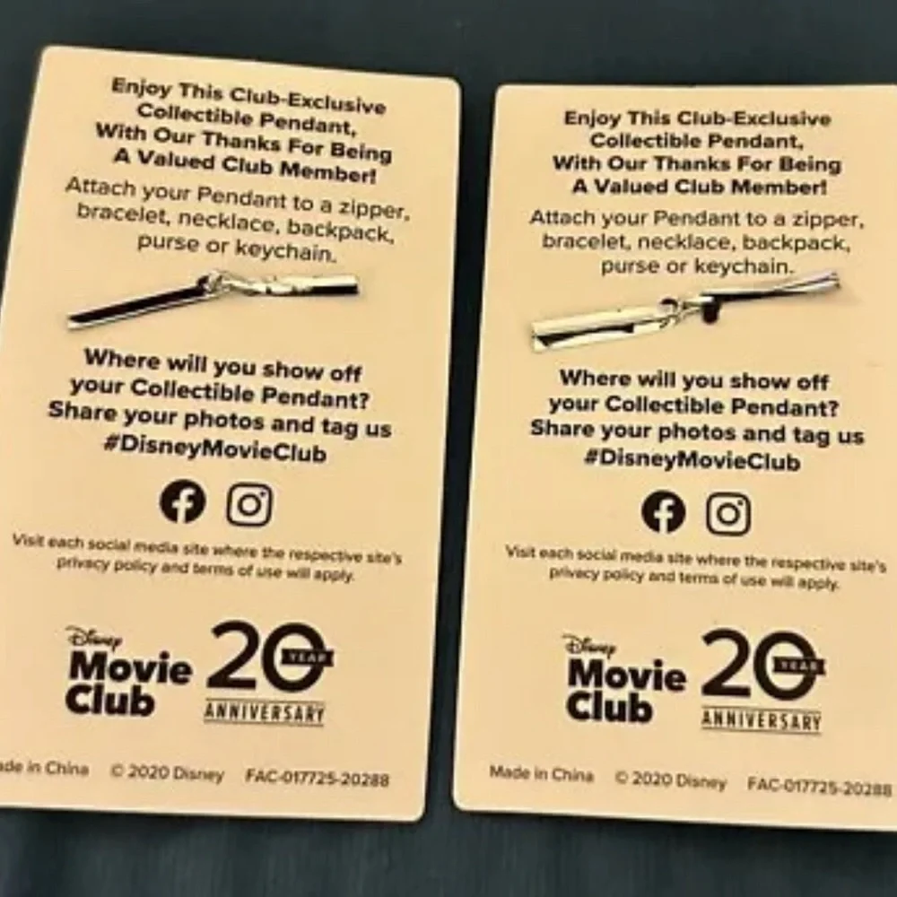 Disney Movie Club Charms Simba & Olaf 20th Anniversary Pendants 2021 2 Charms